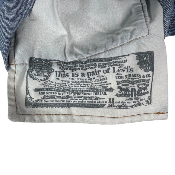 Levi's 501 Jean Shorts Womens Size 26 Distressed Denim Blue - Picture 6 of 14